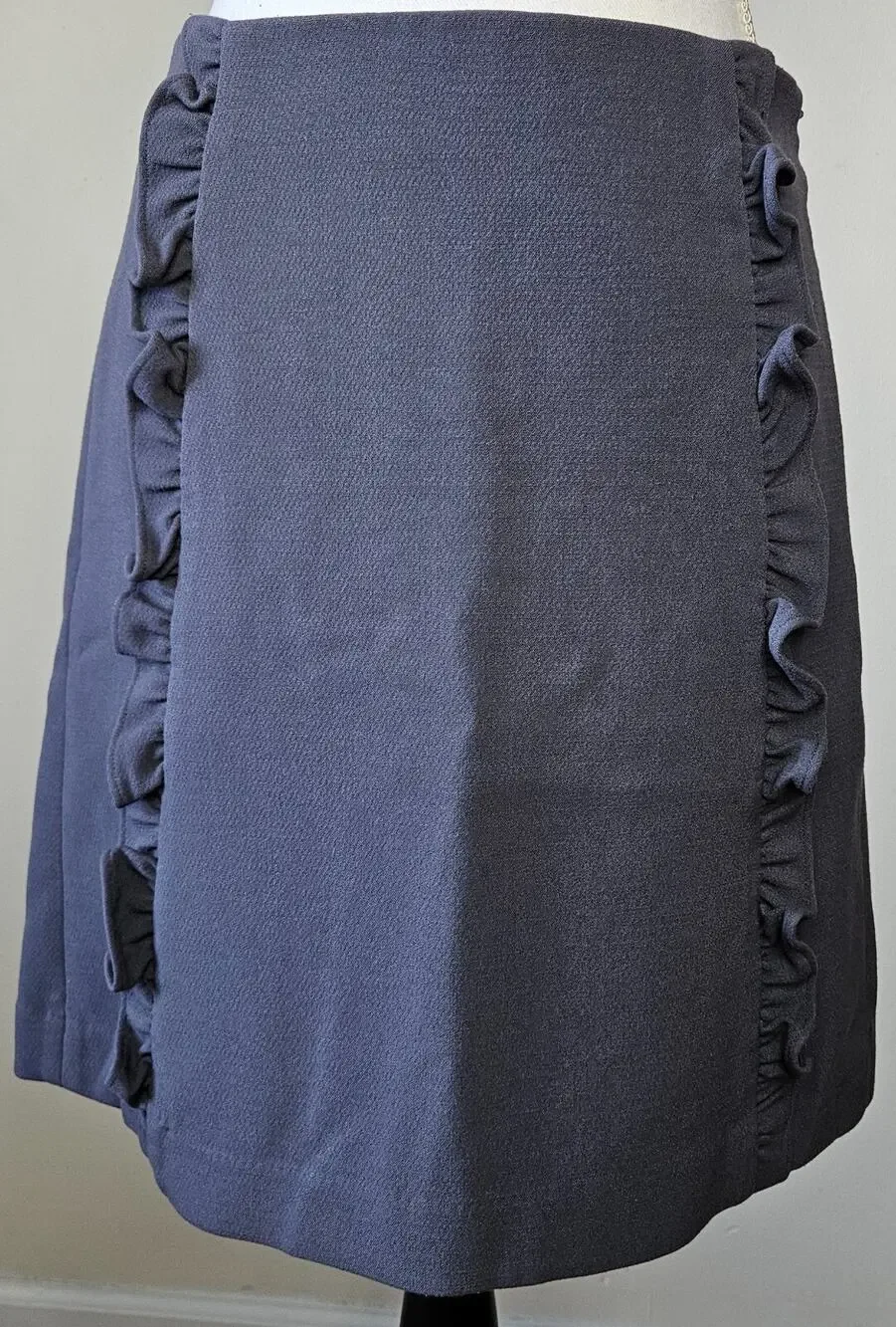 Loft Womens A-Line Skirt Gray Knee Length Side Ruffle Design Casual Lined Size 2